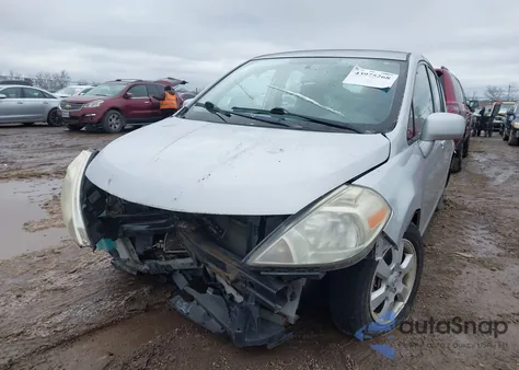 2009 Nissan Versa 1.8S z USA, uszkodzony, nr VIN 3N1BC13E69L476222